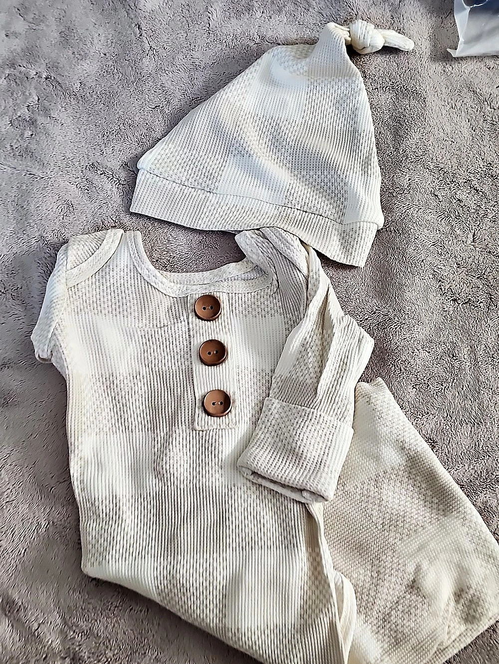 Caden Lane Bamboo Waffle Newborn Baby Knot Gown & Hat Set Knot Gown & Hat Set Nw